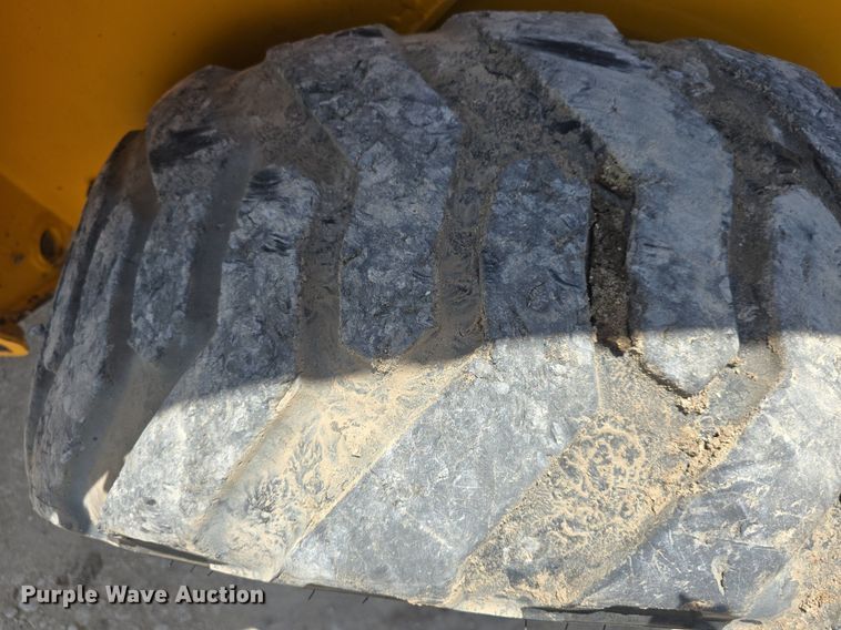 image for item DQ4436 2013 JCB 260 eco skid steer loader