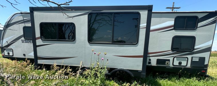image for item DQ6812 2017 Heartland Wilderness 2875BH  camper