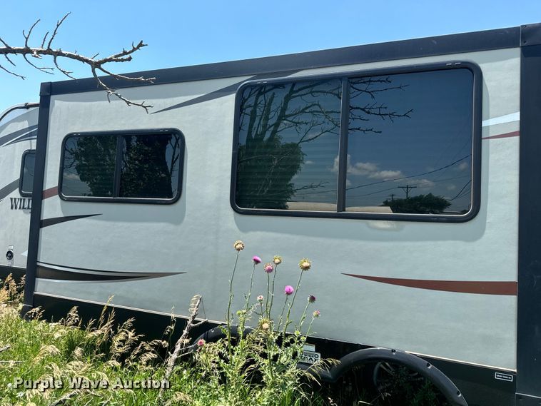 image for item DQ6812 2017 Heartland Wilderness 2875BH  camper