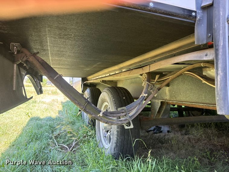 image for item DQ6812 2017 Heartland Wilderness 2875BH  camper