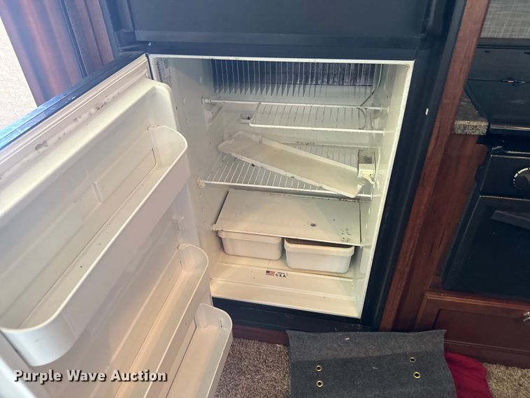 image for item DQ6812 2017 Heartland Wilderness 2875BH  camper