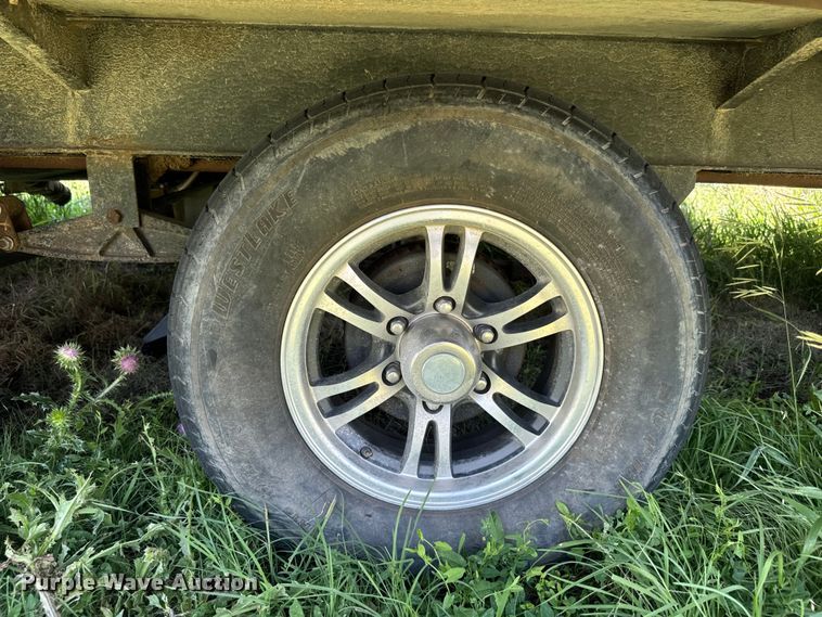 image for item DQ6812 2017 Heartland Wilderness 2875BH  camper