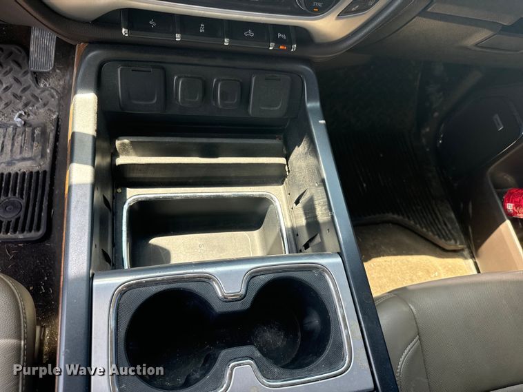 image for item DQ6814 2015 GMC Sierra 1500 Texas Edition Crew Cab pickup truck