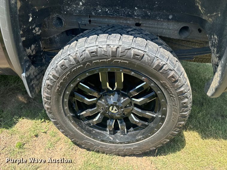 image for item DQ6814 2015 GMC Sierra 1500 Texas Edition Crew Cab pickup truck