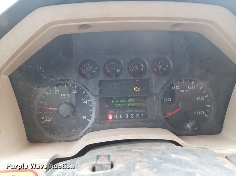 image for item DQ7054 2008 Ford F550 Super Duty SuperCab flatbed truck