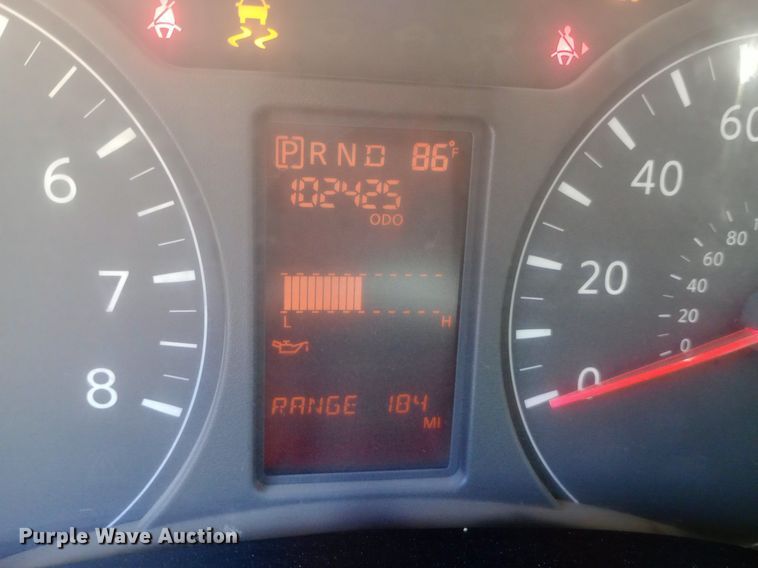 image for item DQ7165 2017 Nissan NV3500 van