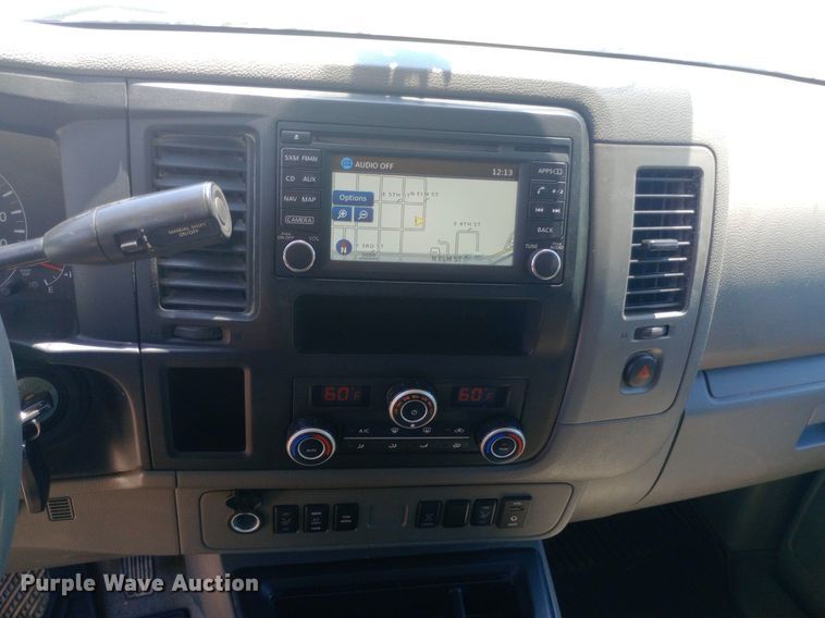 image for item DQ7165 2017 Nissan NV3500 van