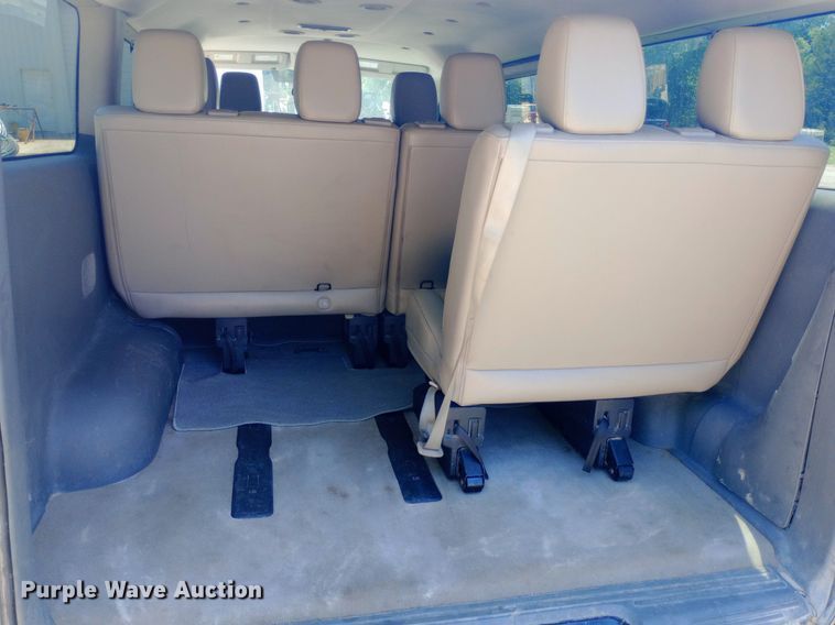 image for item DQ7165 2017 Nissan NV3500 van