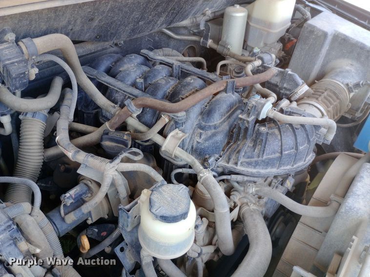 image for item DQ7165 2017 Nissan NV3500 van