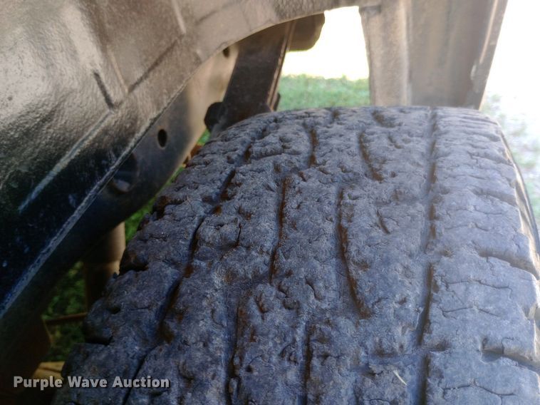 image for item DQ7165 2017 Nissan NV3500 van