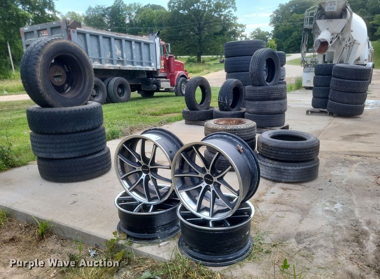 image for item DR4824 Tires