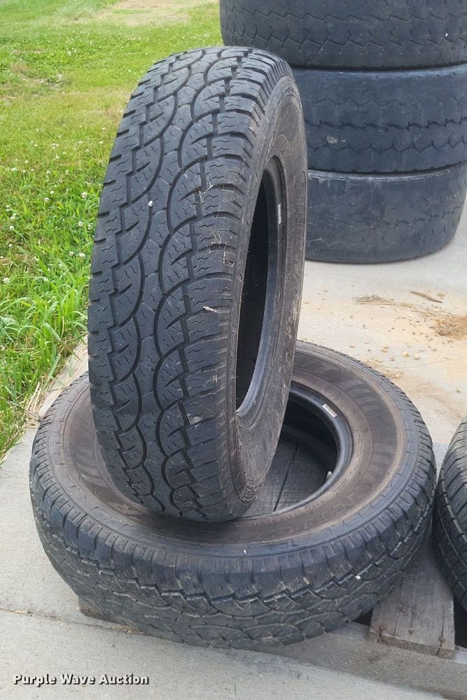 image for item DR4824 Tires