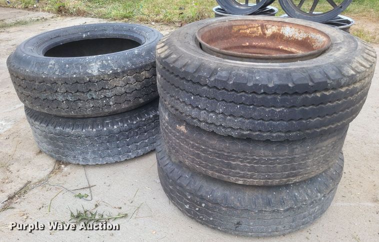 image for item DR4824 Tires