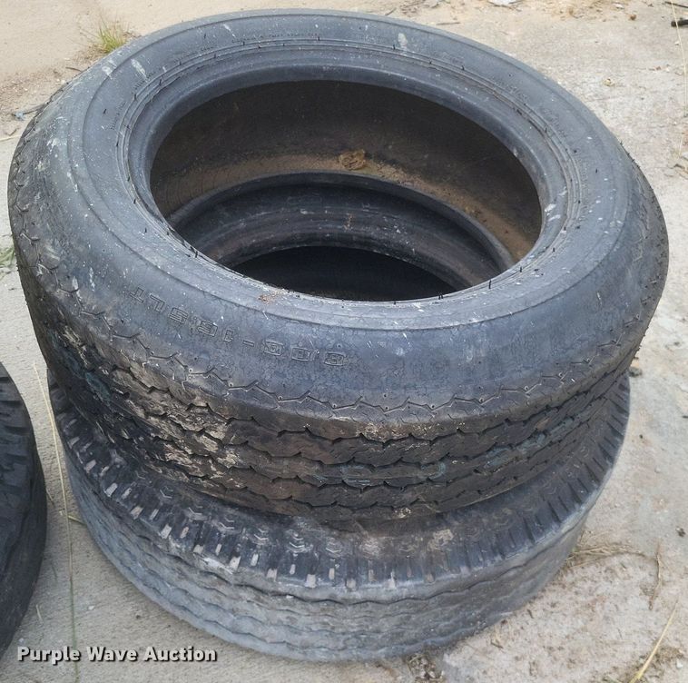 image for item DR4824 Tires