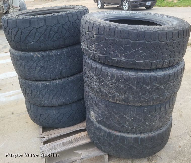 image for item DR4824 Tires