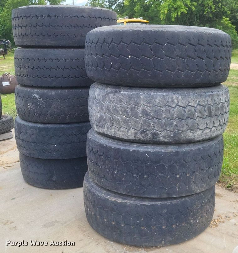 image for item DR4824 Tires