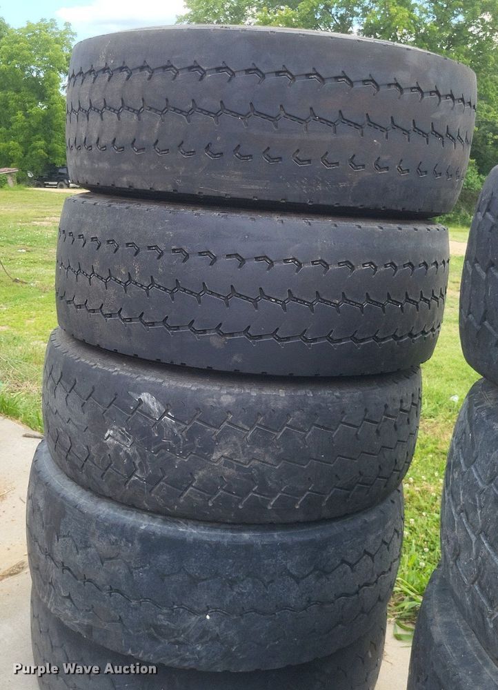image for item DR4824 Tires