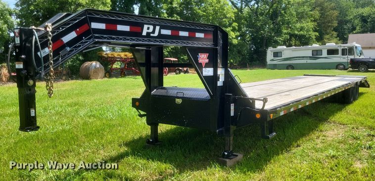 image for item DR4832 2022 PJ 40F equipment trailer