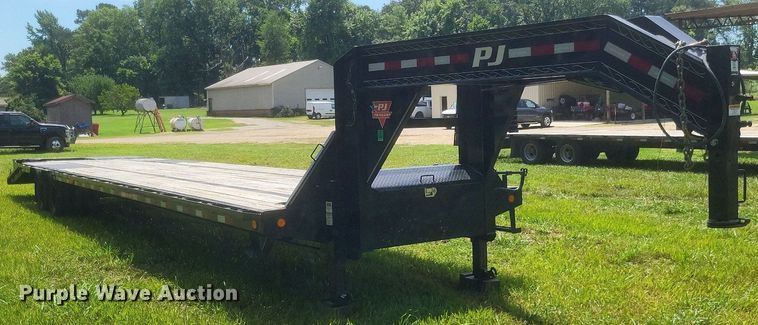 image for item DR4832 2022 PJ 40F equipment trailer