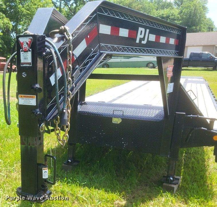 image for item DR4832 2022 PJ 40F equipment trailer