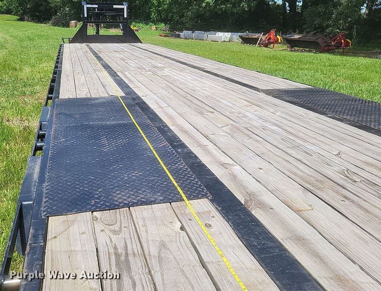 image for item DR4832 2022 PJ 40F equipment trailer