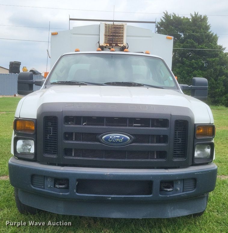 image for item DR4865 2009 Ford F350 Super Duty XL utility bed pickup truck