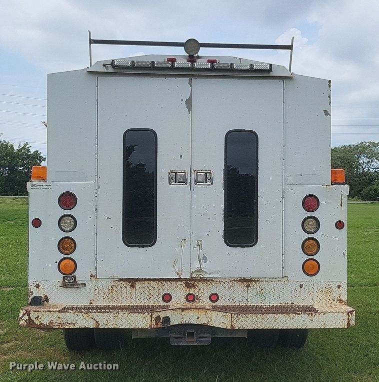 image for item DR4865 2009 Ford F350 Super Duty XL utility bed pickup truck