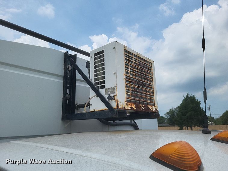 image for item DR4865 2009 Ford F350 Super Duty XL utility bed pickup truck