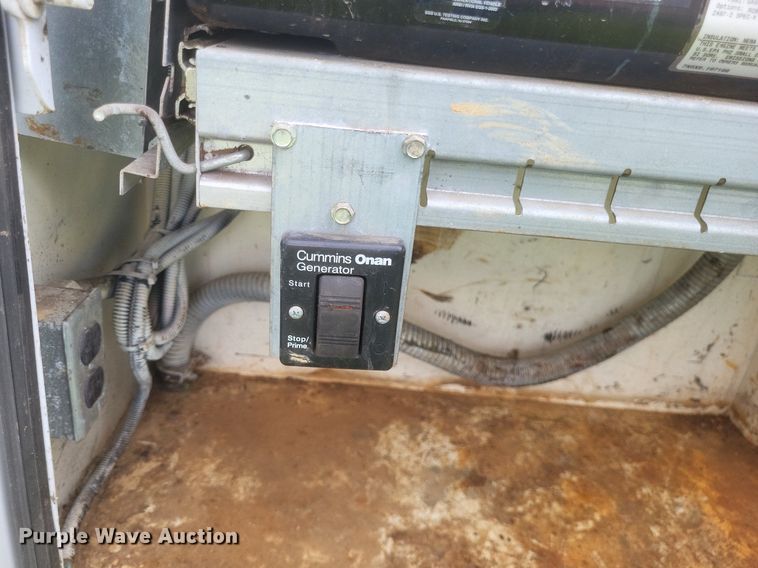 image for item DR4865 2009 Ford F350 Super Duty XL utility bed pickup truck