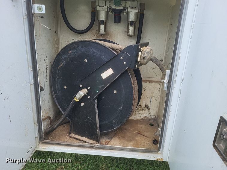 image for item DR4865 2009 Ford F350 Super Duty XL utility bed pickup truck