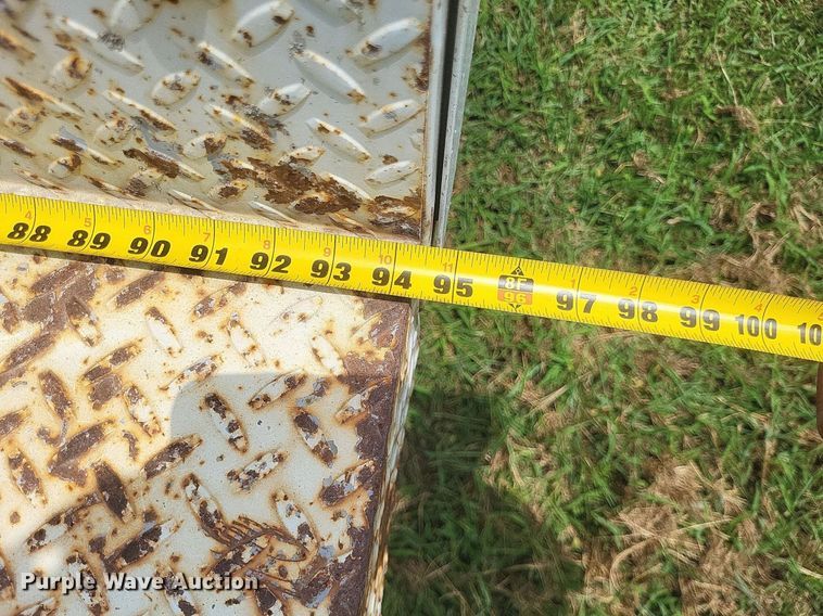 image for item DR4865 2009 Ford F350 Super Duty XL utility bed pickup truck