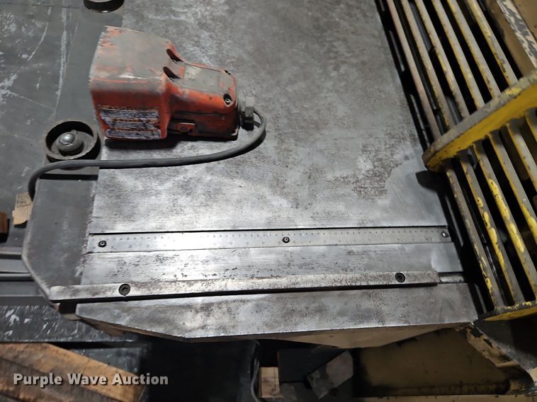 image for item DR8662 Standard AS250-12 metal shear