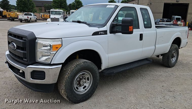 image for item DR8667 2015 Ford F250 Super Duty XL SuperCab pickup truck