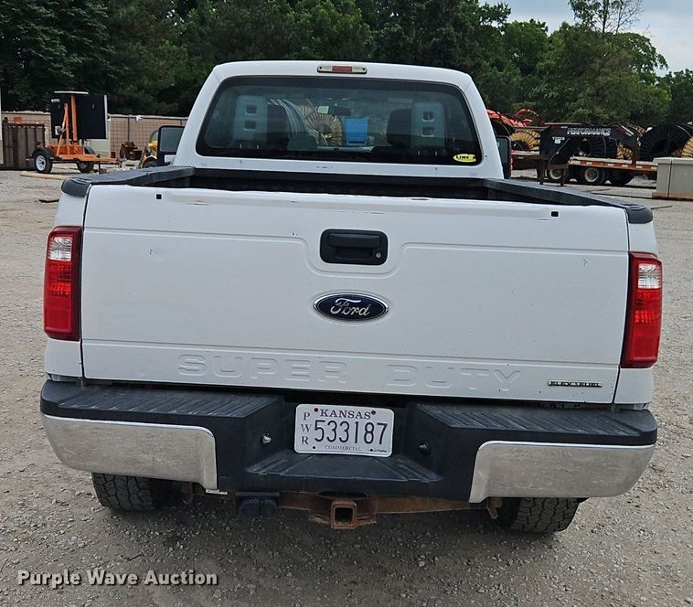 image for item DR8667 2015 Ford F250 Super Duty XL SuperCab pickup truck