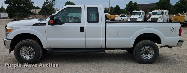 image for item DR8667 2015 Ford F250 Super Duty XL SuperCab pickup truck