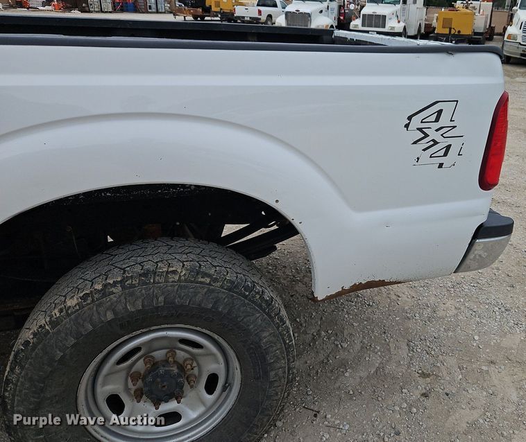 image for item DR8667 2015 Ford F250 Super Duty XL SuperCab pickup truck