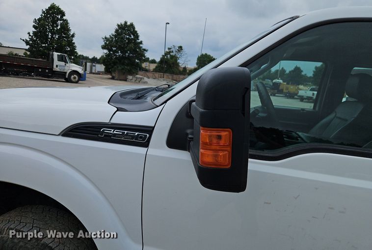 image for item DR8667 2015 Ford F250 Super Duty XL SuperCab pickup truck