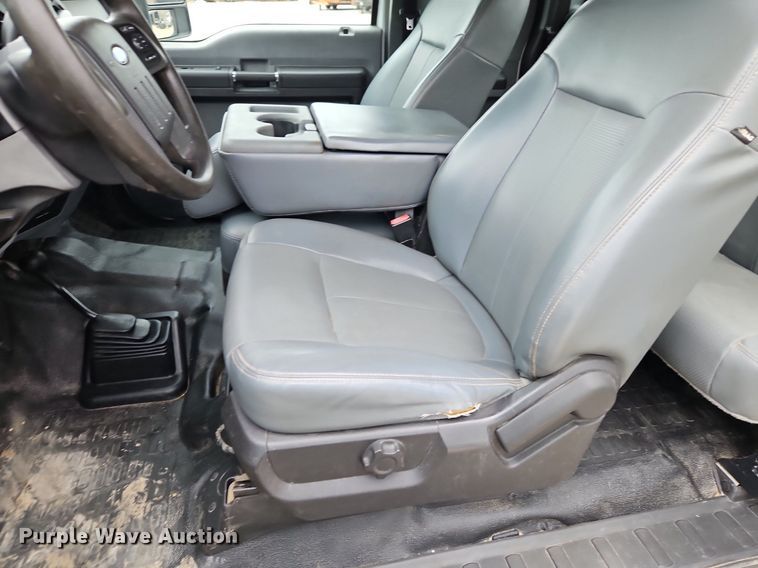 image for item DR8667 2015 Ford F250 Super Duty XL SuperCab pickup truck