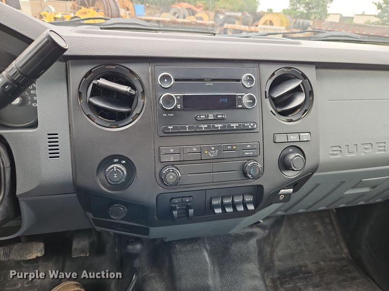 image for item DR8667 2015 Ford F250 Super Duty XL SuperCab pickup truck