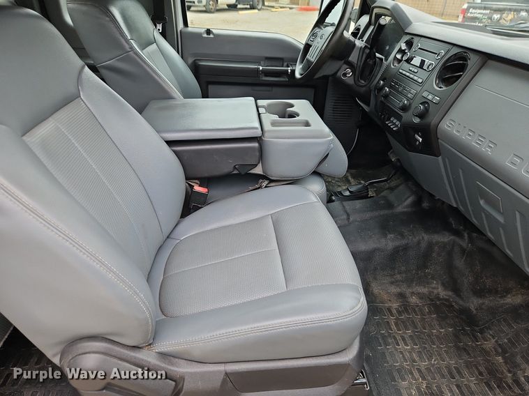 image for item DR8667 2015 Ford F250 Super Duty XL SuperCab pickup truck