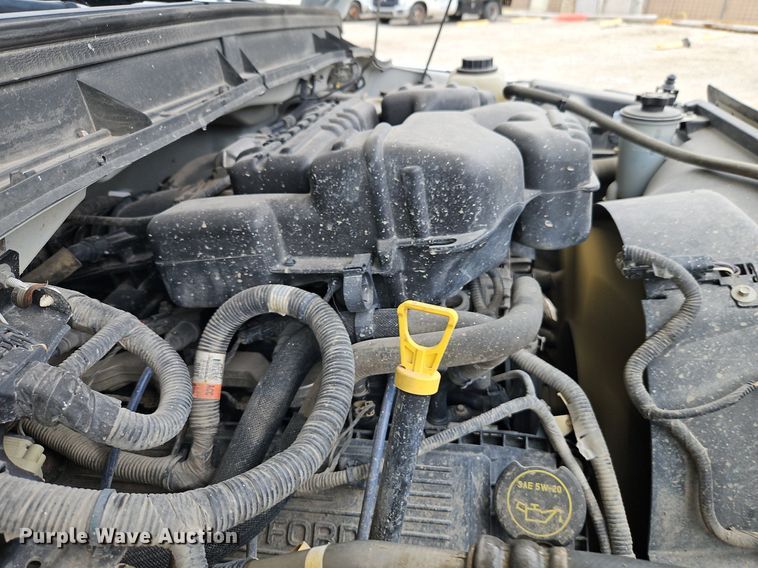 image for item DR8667 2015 Ford F250 Super Duty XL SuperCab pickup truck