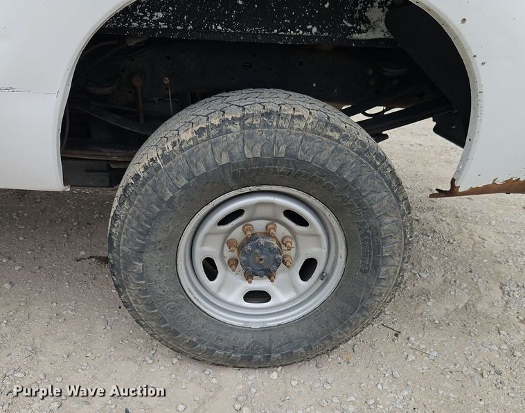 image for item DR8667 2015 Ford F250 Super Duty XL SuperCab pickup truck