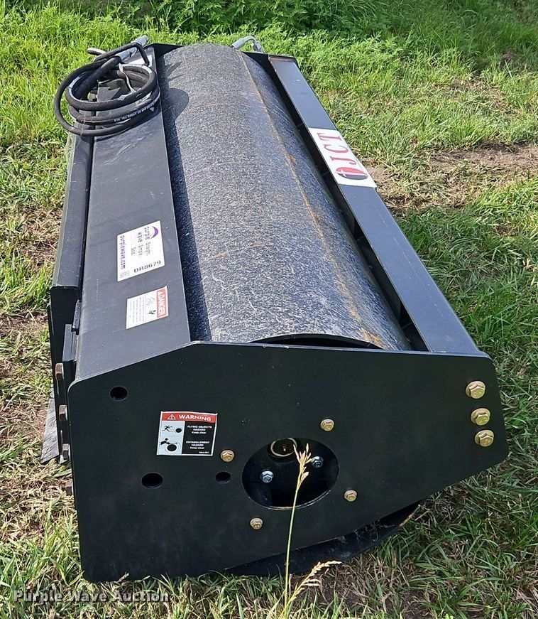 image for item DR8679 JCT skid steer roller
