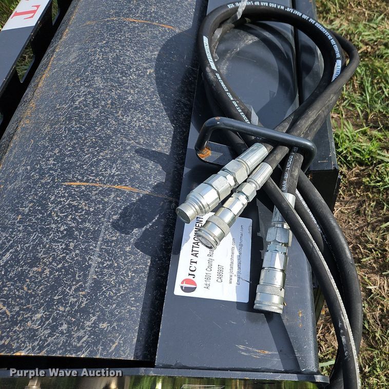 image for item DR8679 JCT skid steer roller