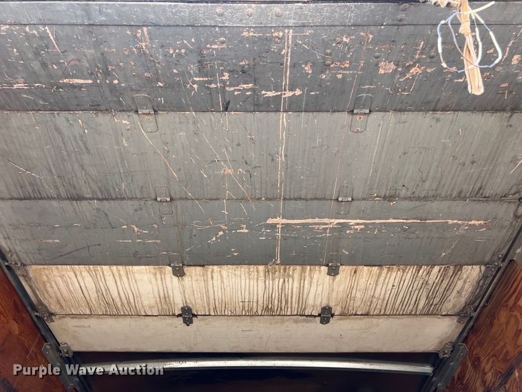 image for item DS3095 2006 International CF600 box truck