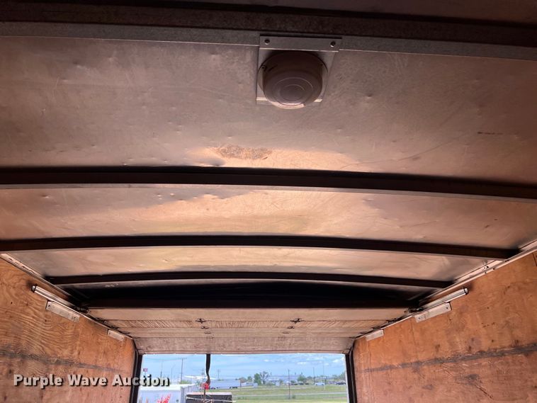 image for item DS3095 2006 International CF600 box truck