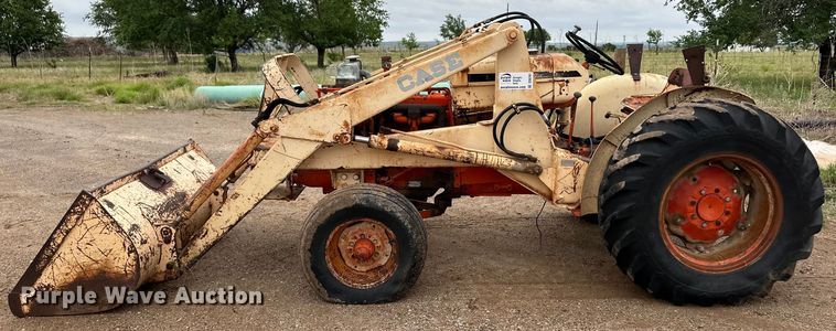 image for item DS6761 Case tractor
