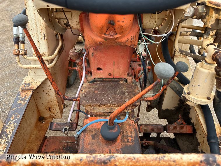 image for item DS6761 Case tractor