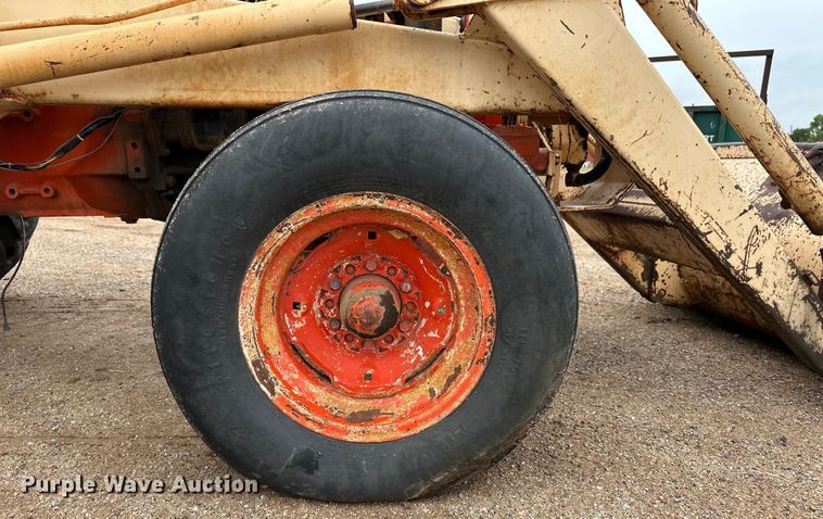 image for item DS6761 Case tractor