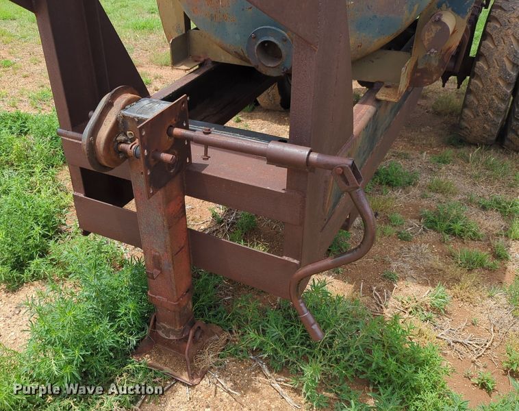 image for item DS6780 Shop built tank trailer